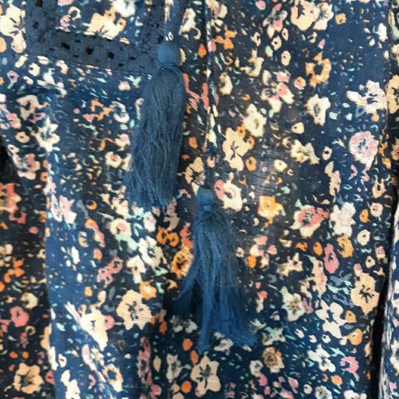 Prairie Floral Top Size XS True Craft - Picture 6 of 8